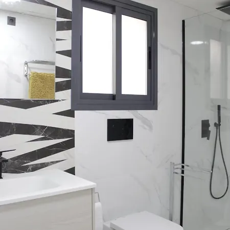 Modern Vacation Rjm Apartment *